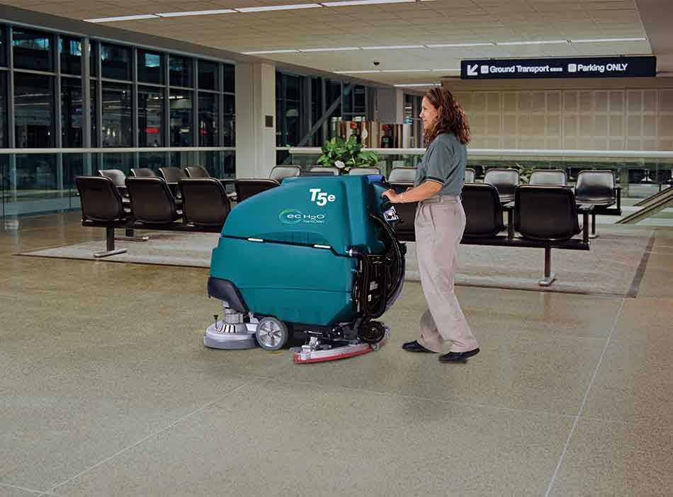T5e Walk-Behind Scrubber alt 8